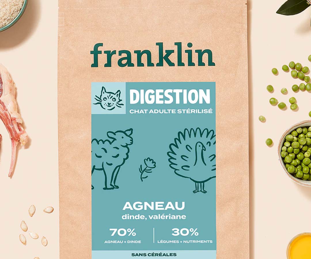 Image de présentation des croquettes Franklin à l'agneau, dinde et valériane pour chat stérilisé