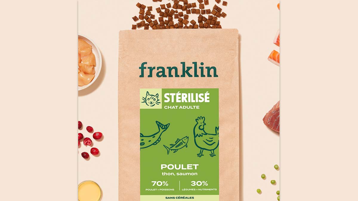 Image de présentation des croquettes Franklin au poulet, au thon et au saumon pour chat stérilisé