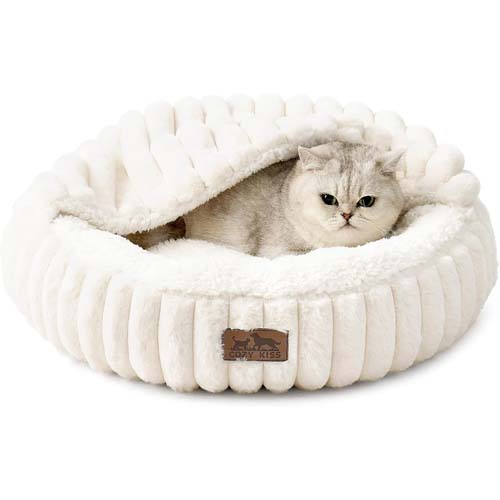 Confortable panier rond en forme de donut de couleur crème pour chat